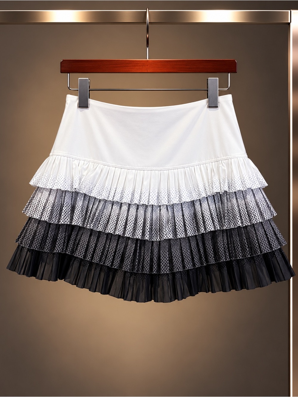 Lucky in Love Tiered Pleated Tennis Skirt Skort White Gray Ombre Dot XS